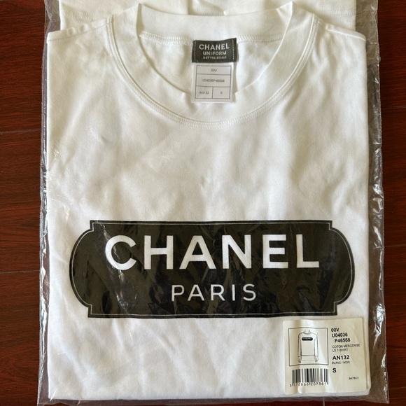 Authentic NWT CHANEL Top White Long T-shirt Tee Uniform New Logo Shirt Coco Sz S - Picture 4 of 6